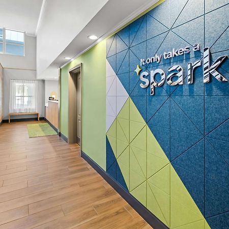 Spark By Hilton وودبريدج المظهر الخارجي الصورة